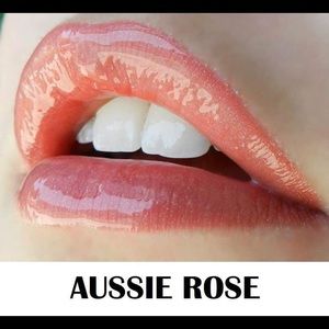 LipSense longlasting lipstick Aussie Rose NWT